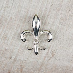 Fleur De Lis Clip on Pendant